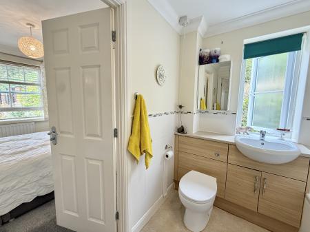 Jack & Jill Bathroom