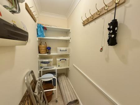 Walk in storage Cupboard