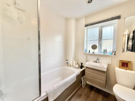 Modern Bathroom