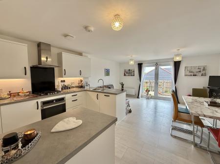 Open Plan Kitchen/Family Room with Karndean flooring