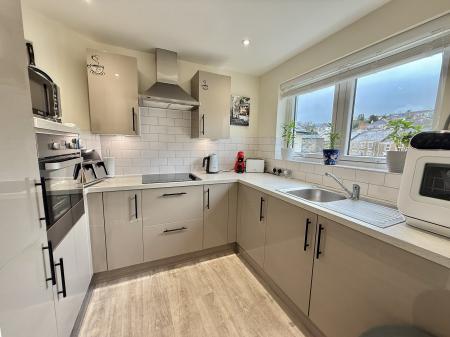 Modern Kitchen with integrated appliances