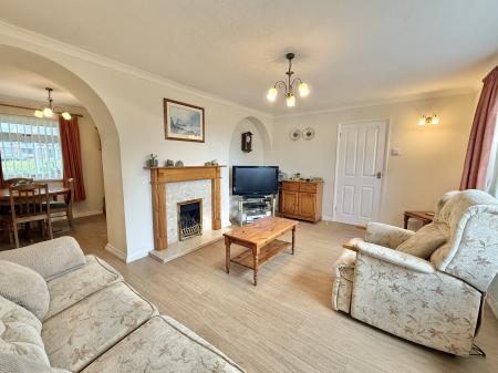 Spacious Sitting Room