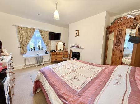 Bedroom 3 - with en suite