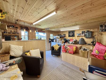 Large Summerhouse/Home Office