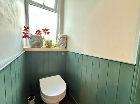 Upstairs Cloakroom