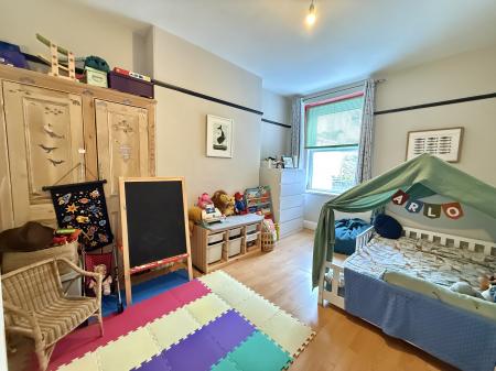 Bedroom 2 (Double)