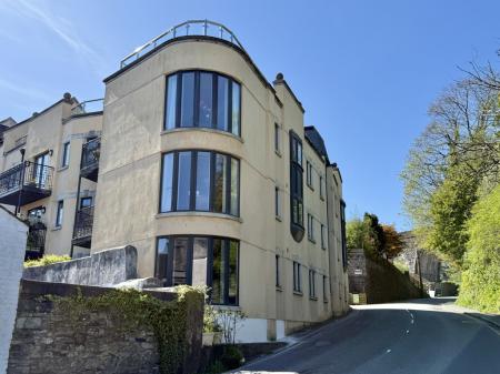 Abbey Court - centrally located in Tavistock town centre