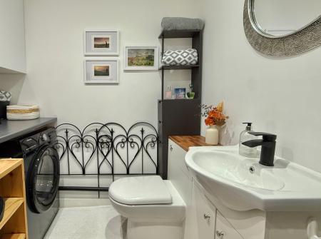 Utility/Cloakroom