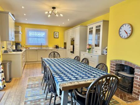 Spacious Kitchen/Dining Room