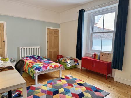 Bedroom 3 (Double)