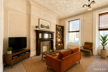 Living Area (Ai staged)