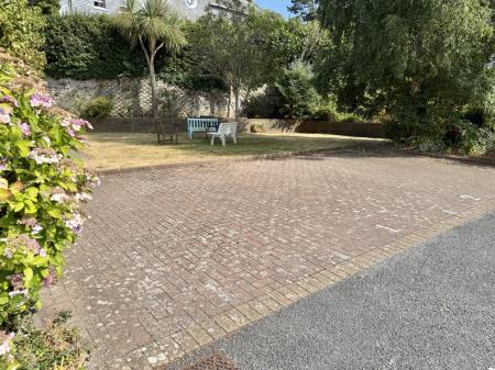 2 Parking Spaces