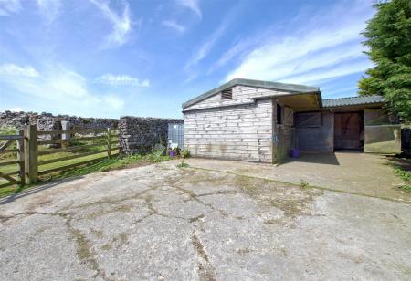 Stables & Yard