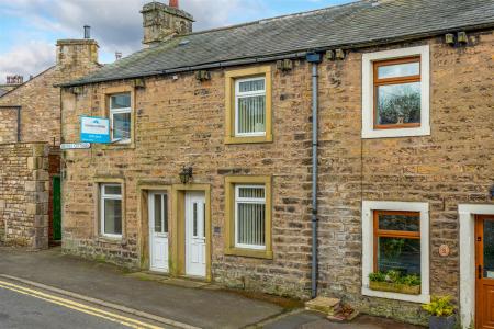 3 Baynes Cottage, Low Bentham, LA2 7EG-1.JPG