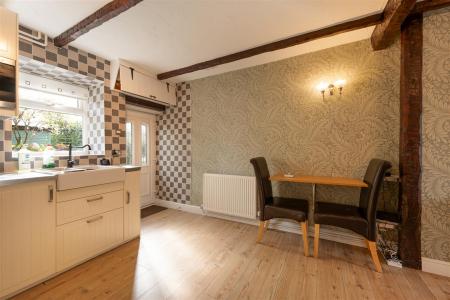 3 Baynes Cottage, Low Bentham, LA2 7EG-12.JPG