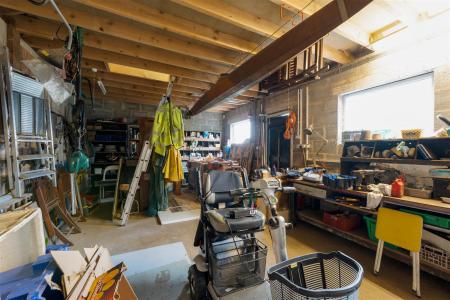 Detached Double Garage & Workshop