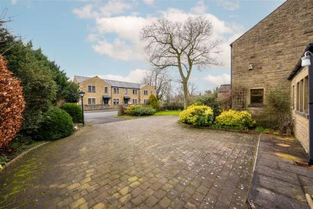 Front Garden & Parking