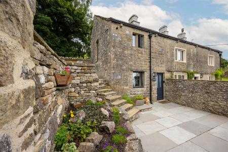 Balderstones Barn Front