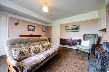 Lounge_03.jpg