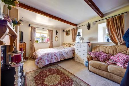 Bedroom/Sitting Room