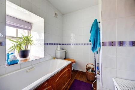 Ensuite Bathroom