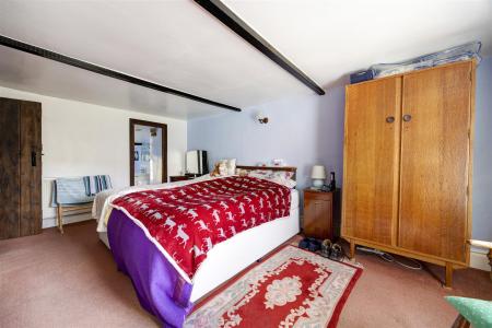 Bed1_04.jpg