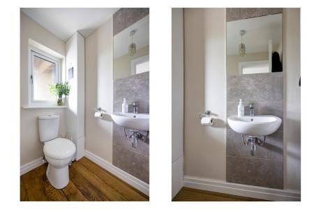 Toilet_02.jpg