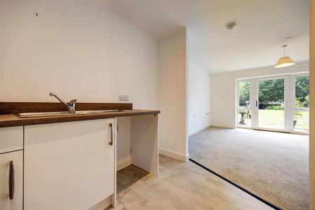Kitchen_04.jpg