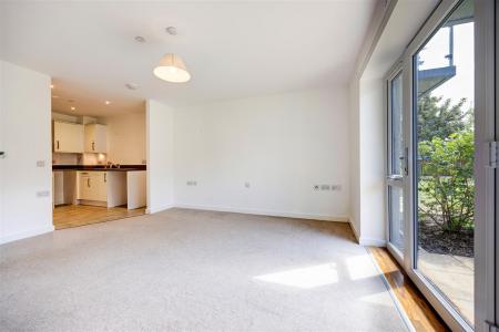 Lounge_02.jpg