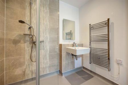Bath_03.jpg