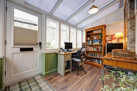 Conservatory_01.jpg