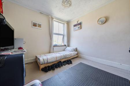 1294907-16-6827503f49576-ARW .jpg