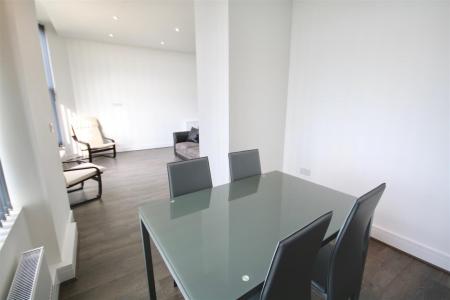 dining room 1.jpg