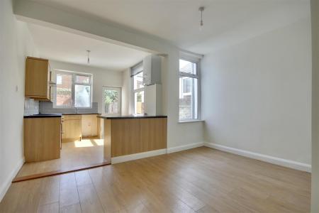 essex road internal.jpg