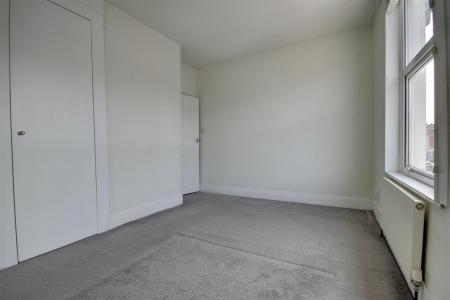 essex road bedroom one.jpg