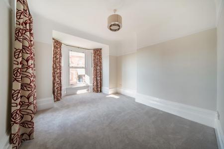 Main Bedroom..jpg