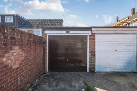garage.jpg