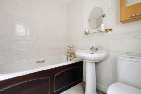 9017362-102829-133845373517678888-0c105d41-0dab-76