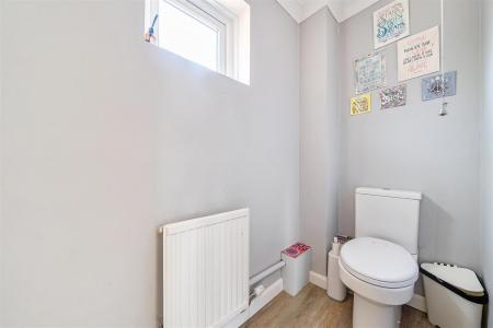 GF Cloakroom.jpg