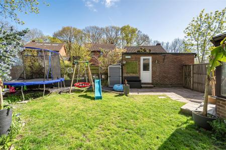 Garden - Garage.jpg