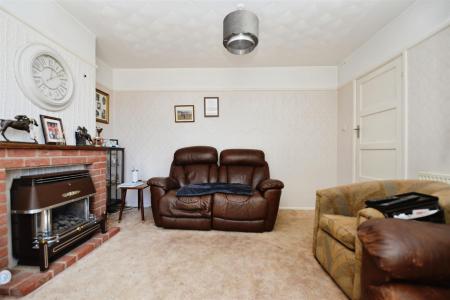 Living Room.JPG