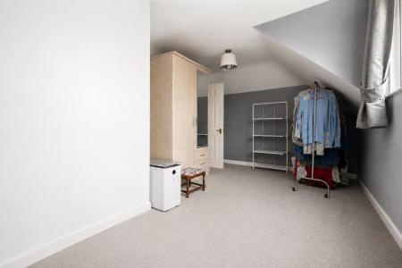 Front Bedroom.jpg