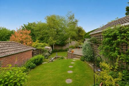 Rear Garden..jpg
