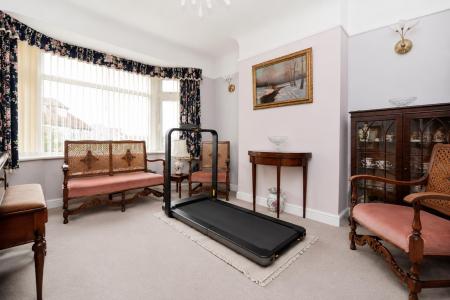 GF Bedroom:Dining Room.jpg