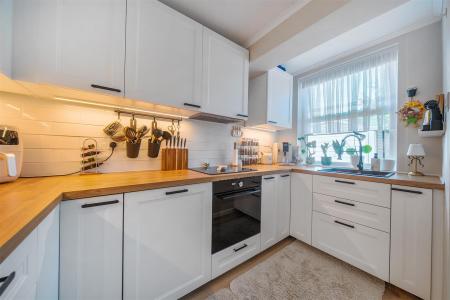 Kitchen..jpg