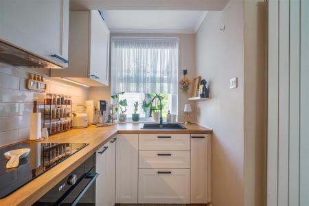 Kitchen Detail.jpg