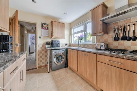 Kitchen..jpg