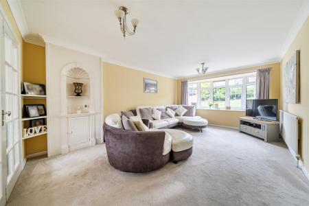 Living Room.jpg