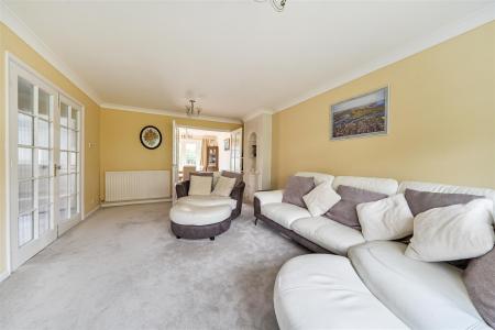 Living Room..jpg