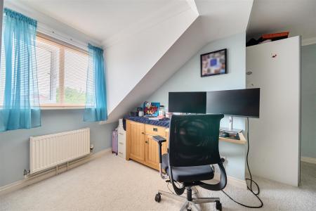 Bedroom....jpg